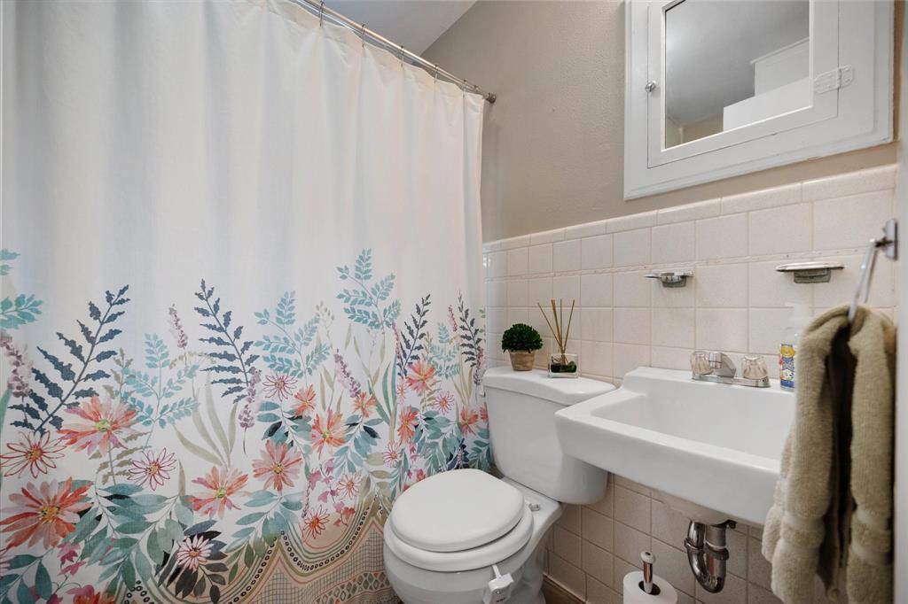 Forest Hill Place Add - Residential