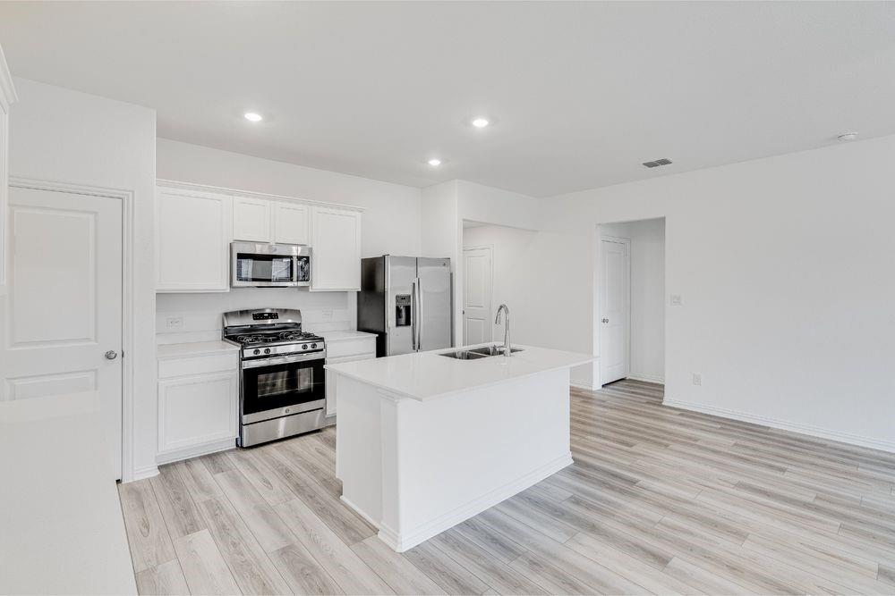 2125 Tule Way