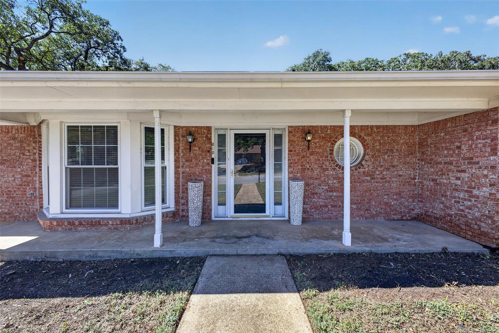 6109 Price Drive
