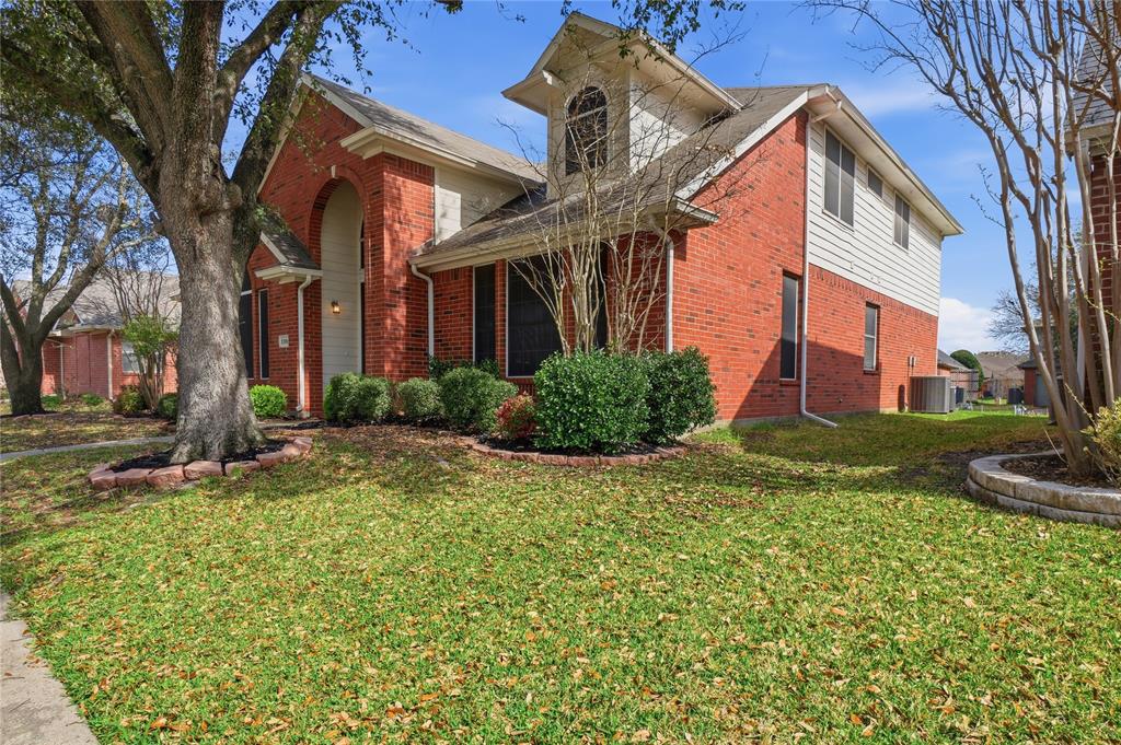 2306 Valley Creek Drive