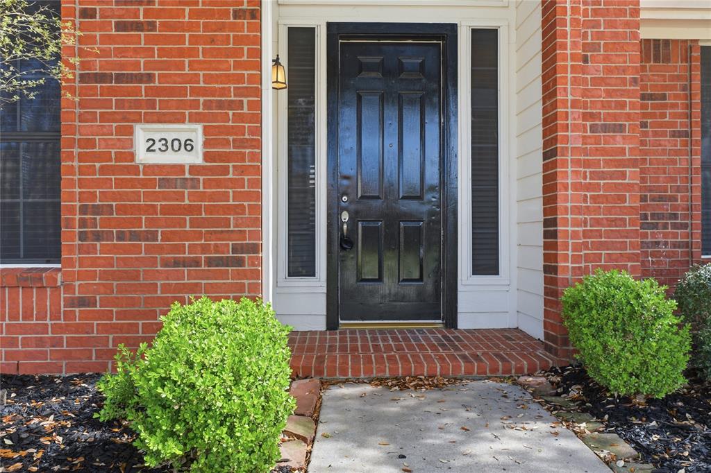 2306 Valley Creek Drive