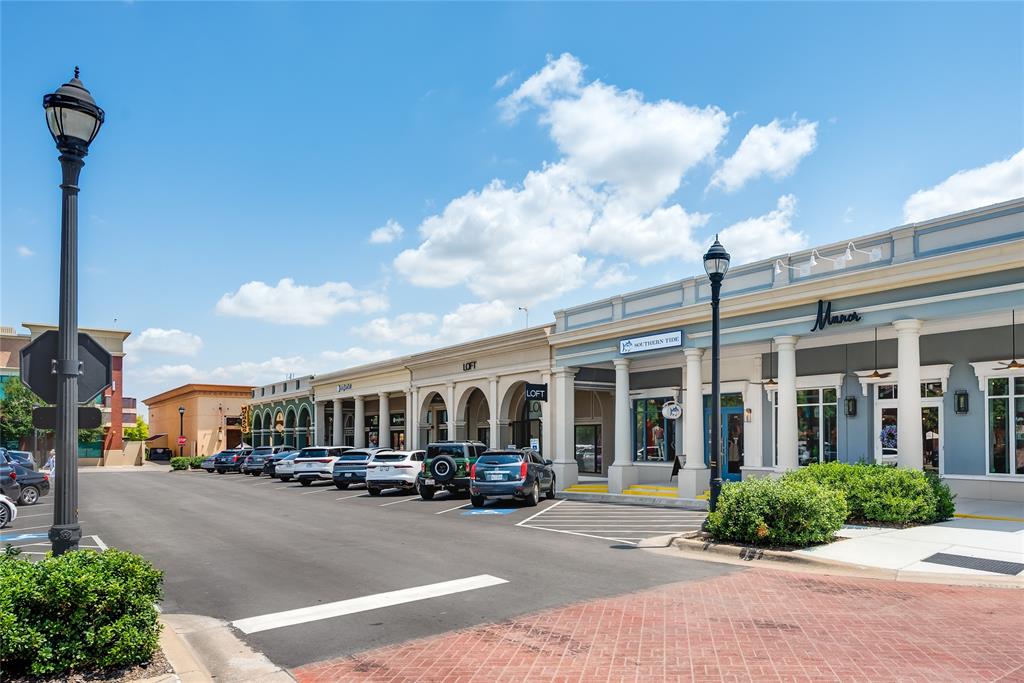 Garden District & Ph C - Residential Lease