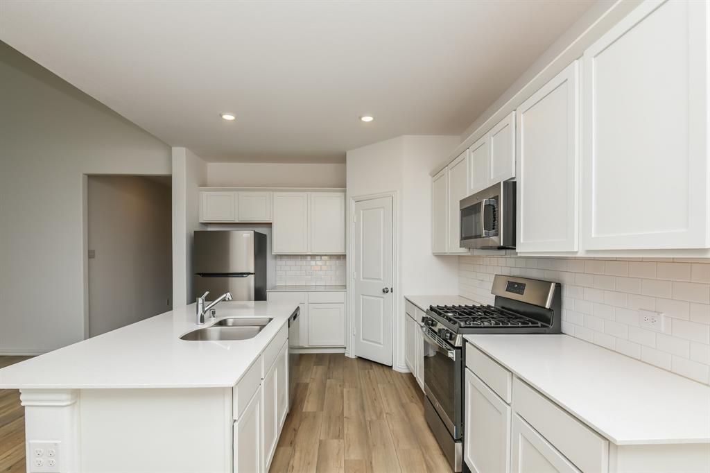 Northpointe Ph 6 - Residential Lease