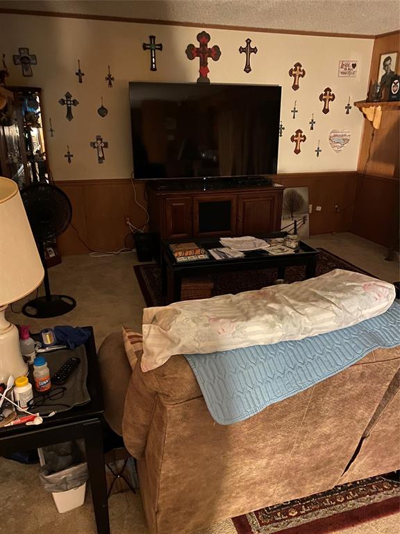 E Alvarado Surv Abs #4 - Residential