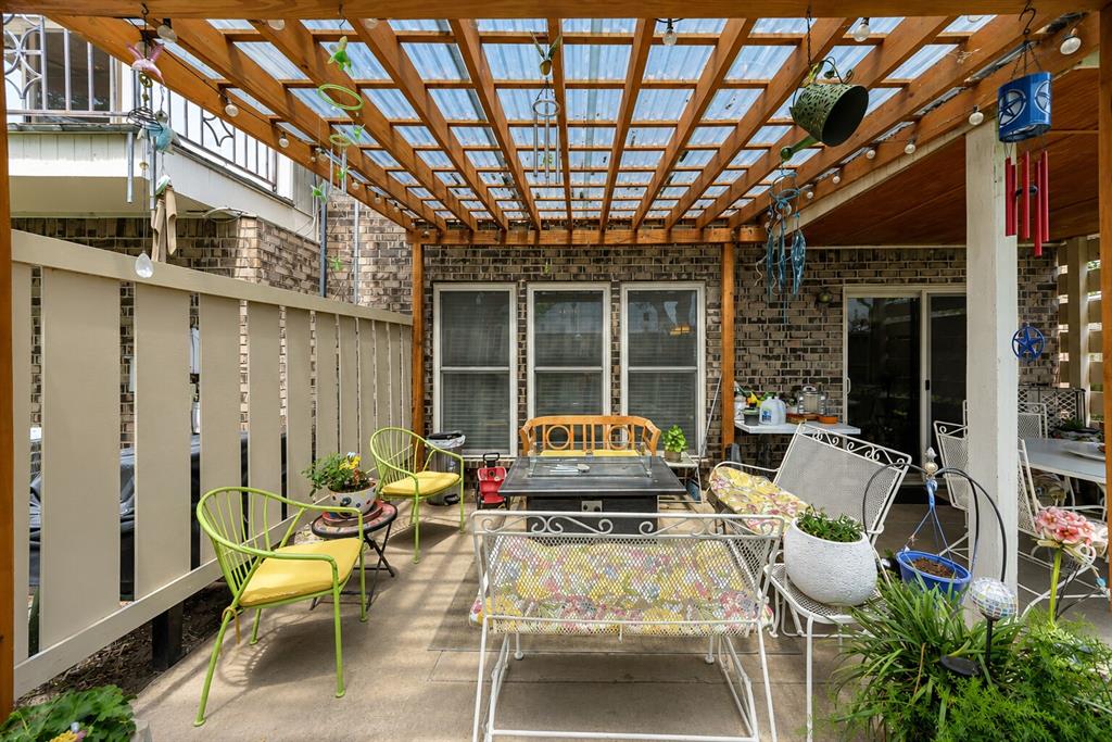 9129 Timber Oaks Drive