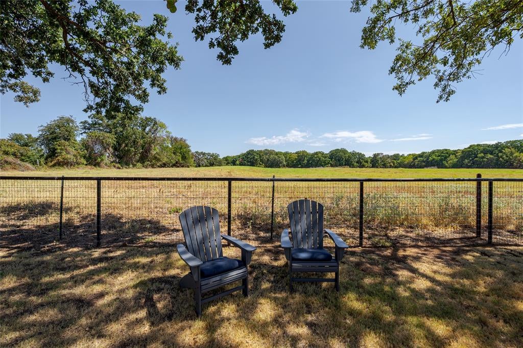 107 Willow Oak Drive