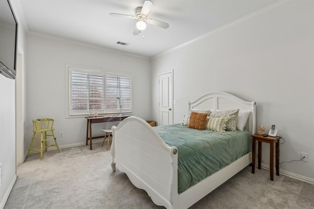 Summit Lawn - Residential