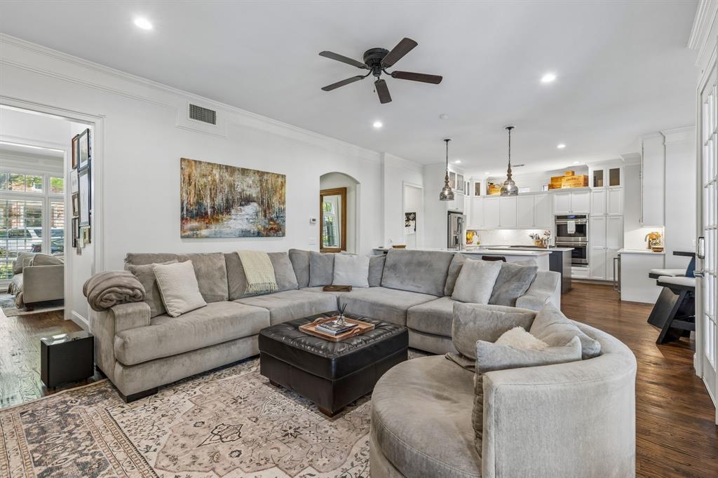 Summit Lawn - Residential