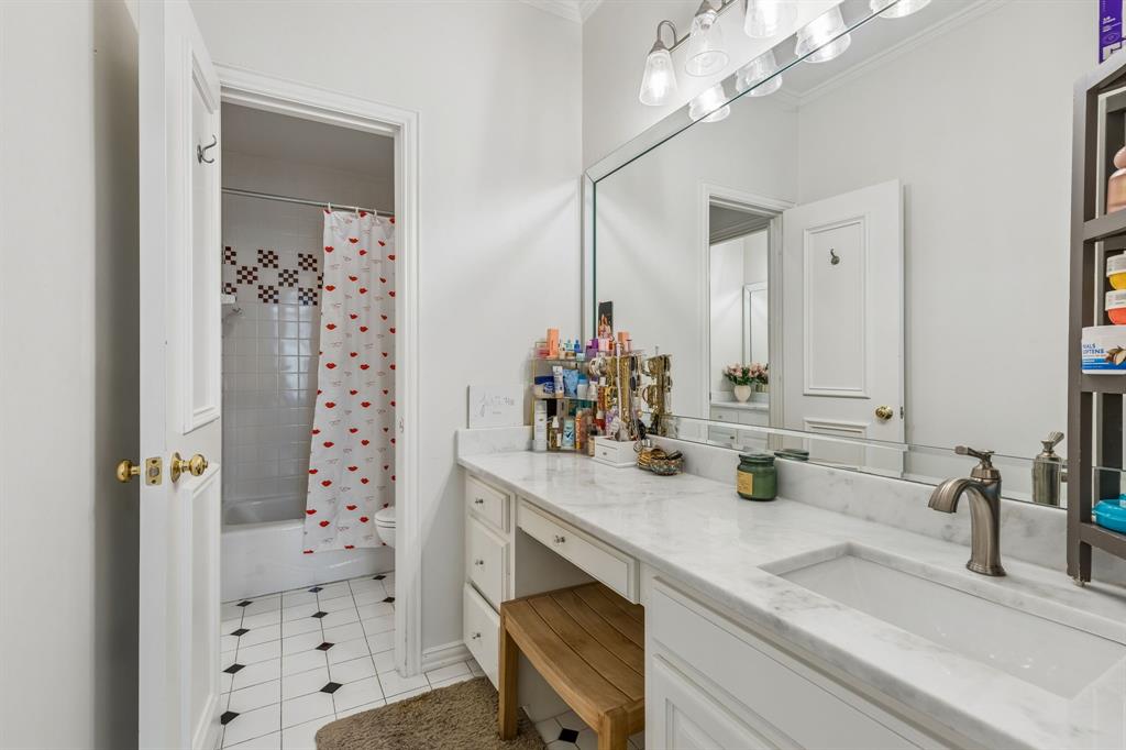 Summit Lawn - Residential