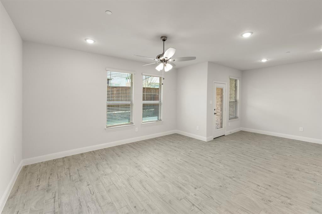 Sereno Oaks at Buckner Terrace - Residential