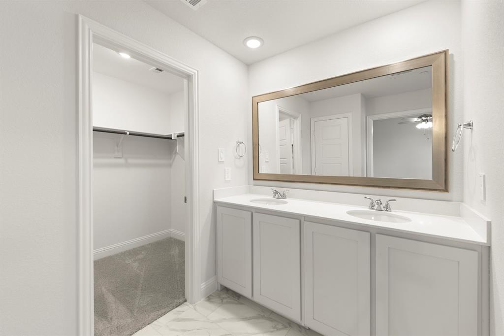 Sereno Oaks at Buckner Terrace - Residential