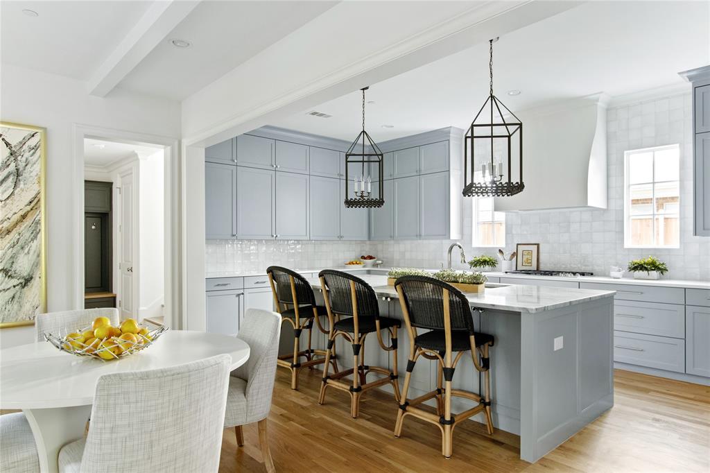 Summitt Lawn - Residential