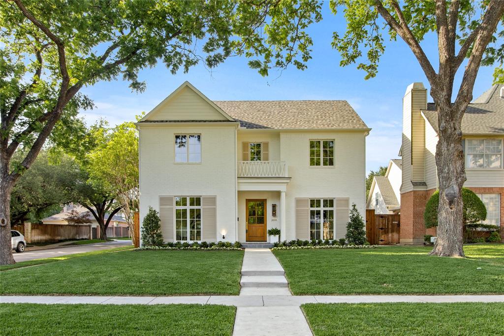 Summitt Lawn - Residential