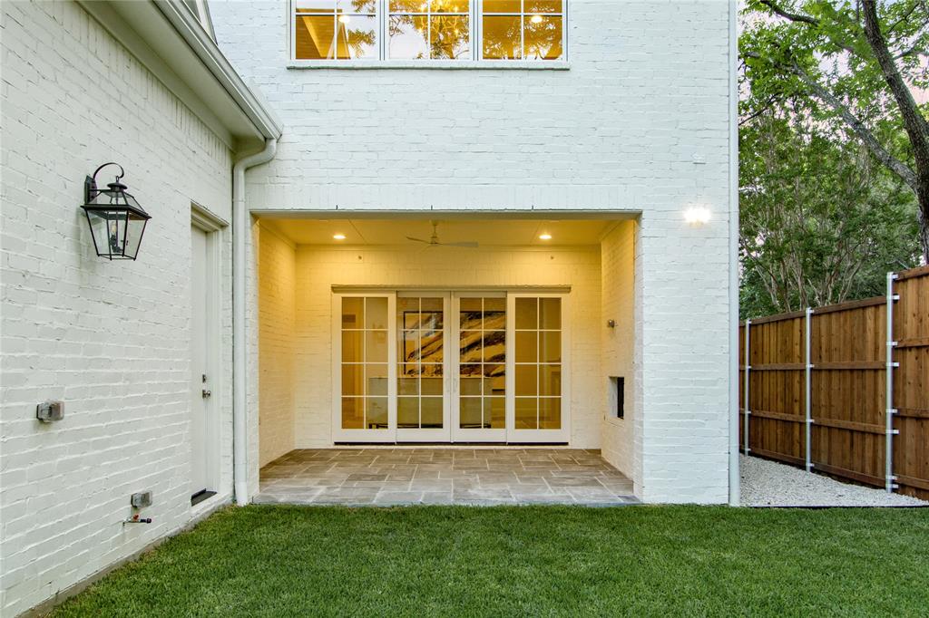 Summitt Lawn - Residential