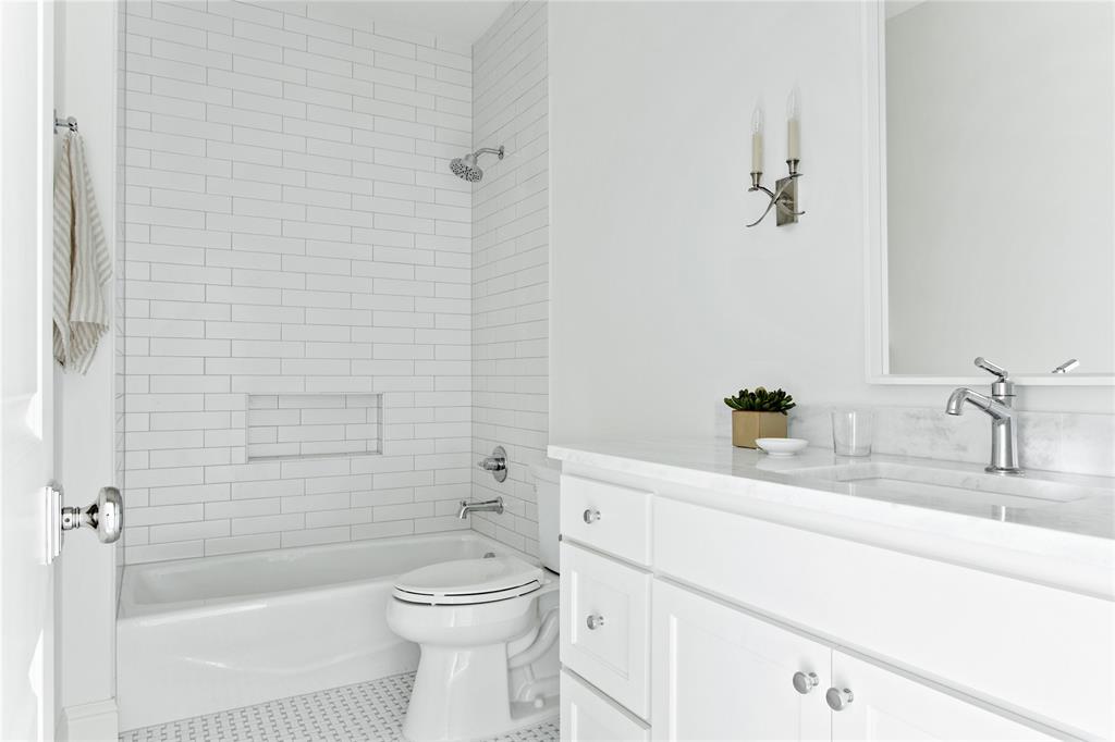 Summitt Lawn - Residential