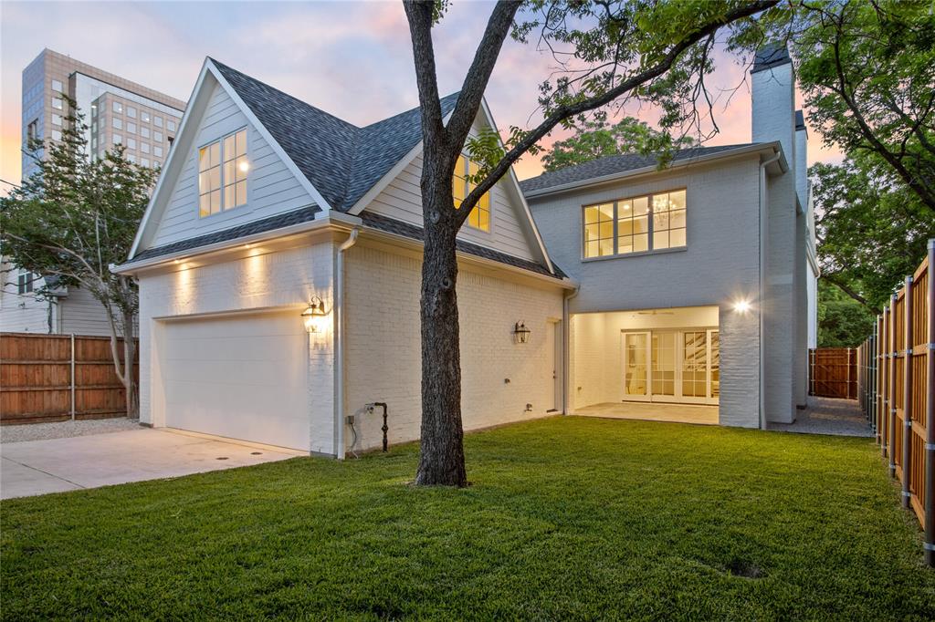 Summitt Lawn - Residential