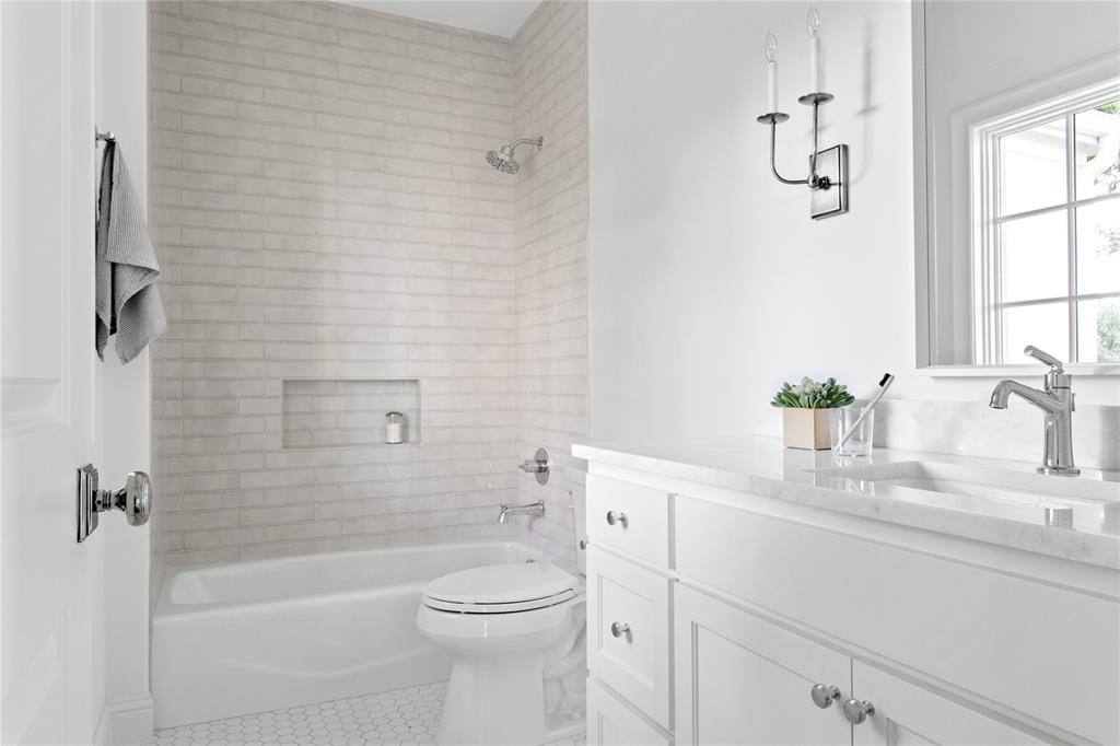 Summitt Lawn - Residential