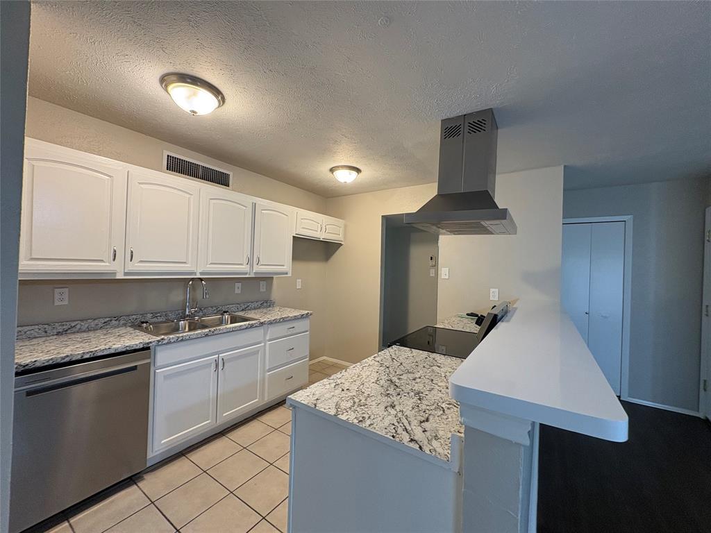 THE WOODS 2 - Residential