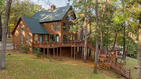 A home in Scroggins