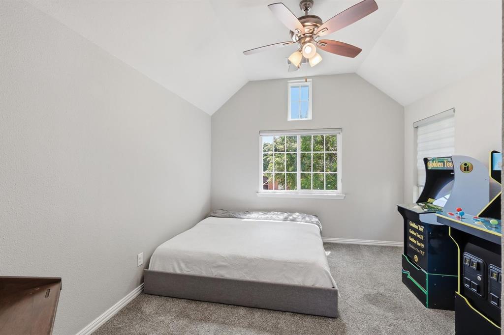 Wellington of Flower Mound - Residential