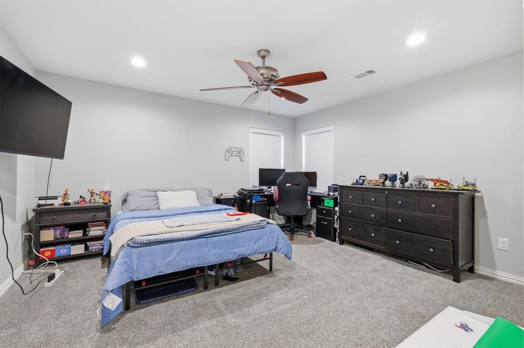 Wellington of Flower Mound - Residential