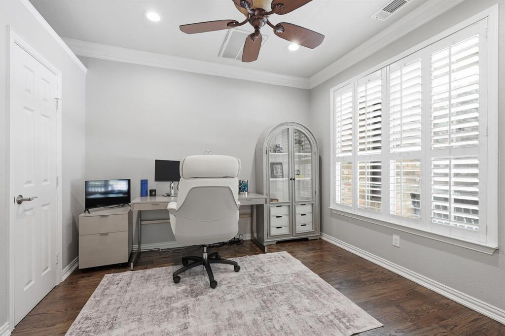 Wellington of Flower Mound - Residential