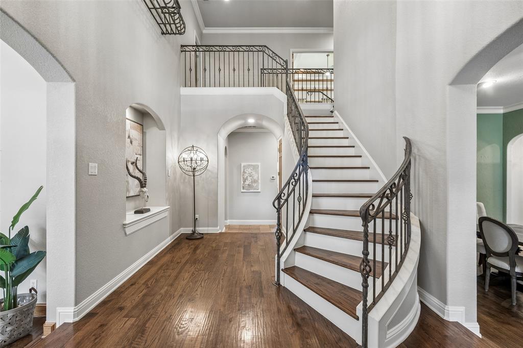 208 Polo Trail