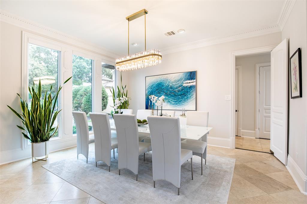 5809 Golden Leaf Court