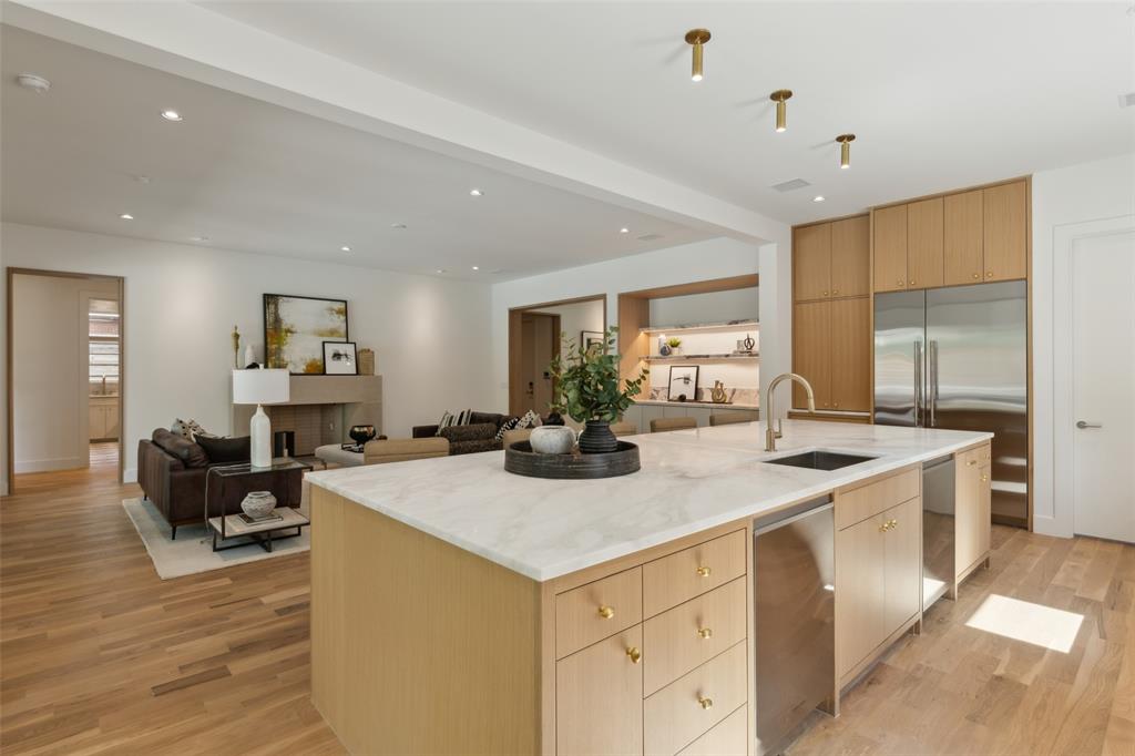 Lakeshore Hills Rev - Residential