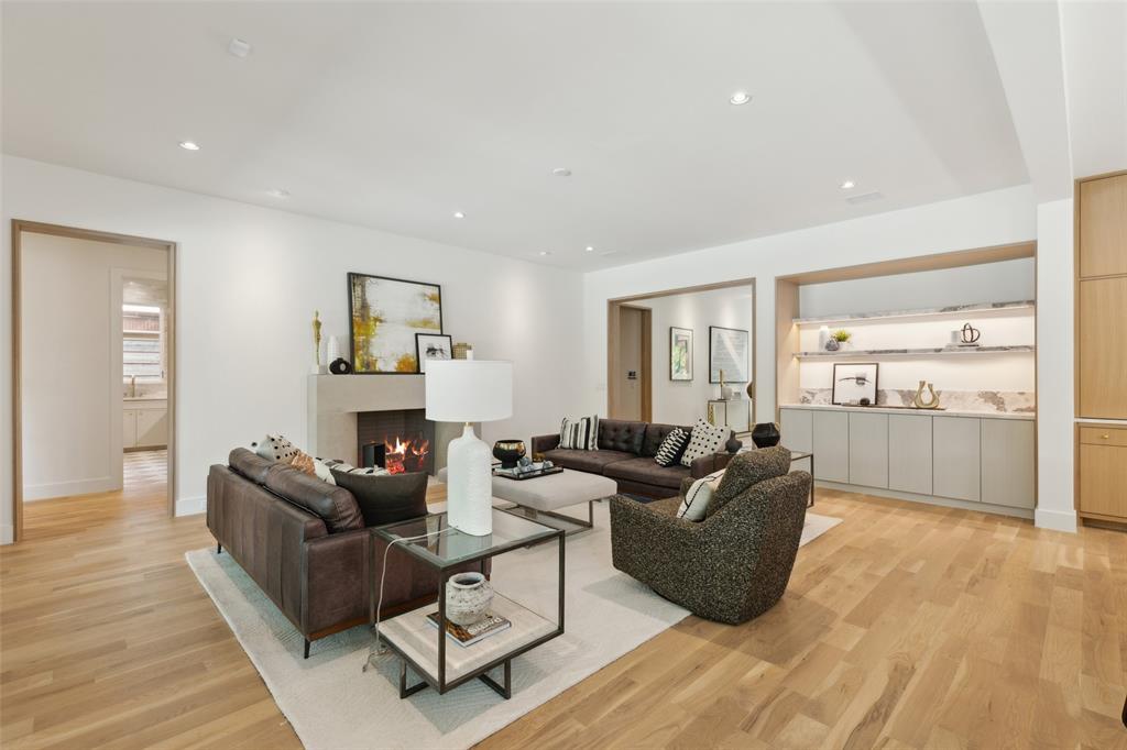 Lakeshore Hills Rev - Residential