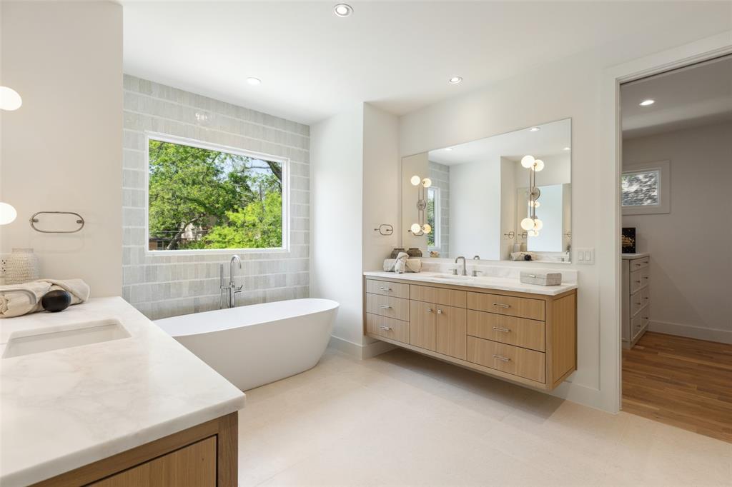 Lakeshore Hills Rev - Residential