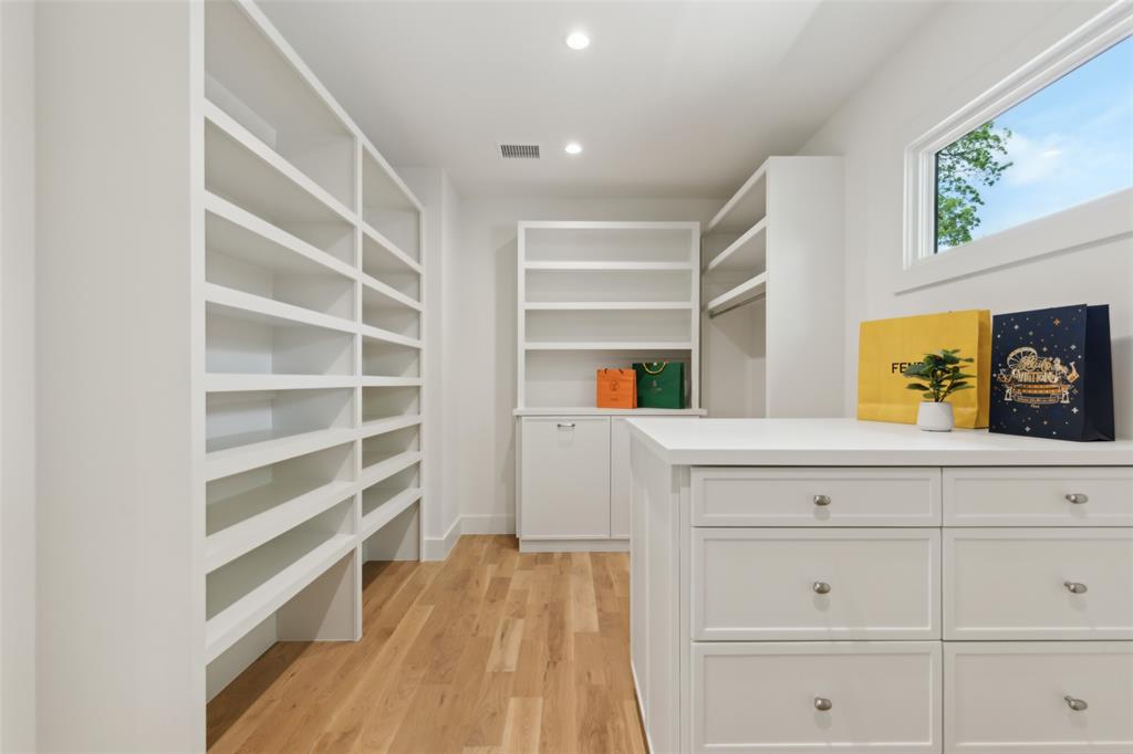 Lakeshore Hills Rev - Residential