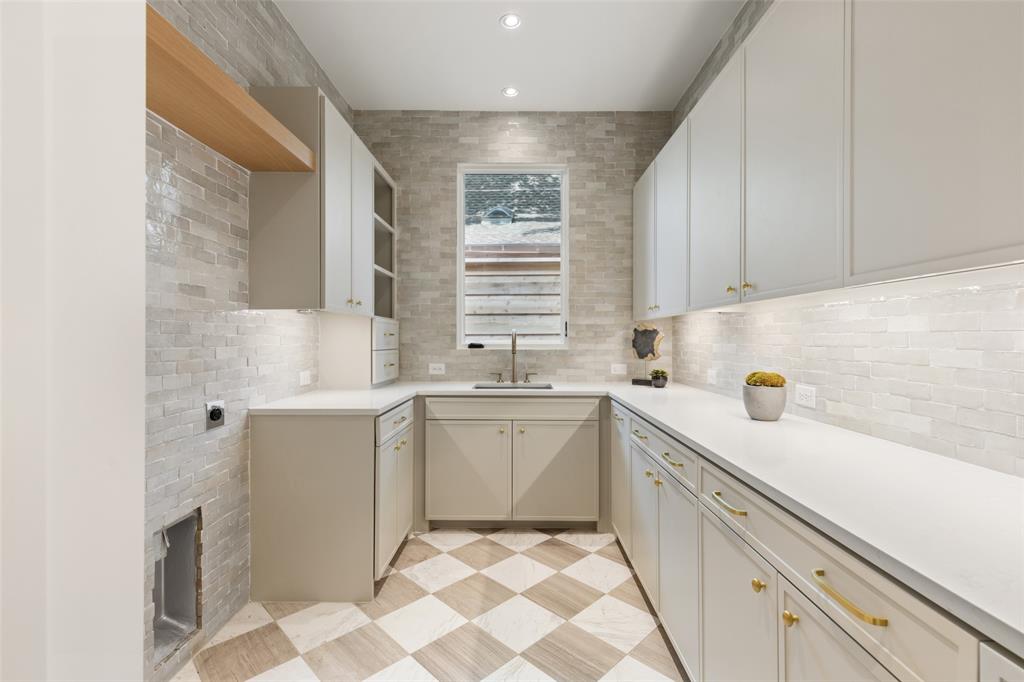 Lakeshore Hills Rev - Residential