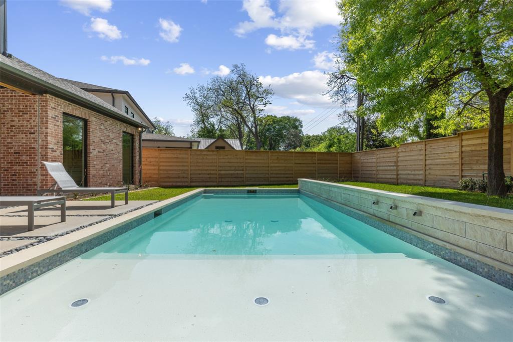 Lakeshore Hills Rev - Residential