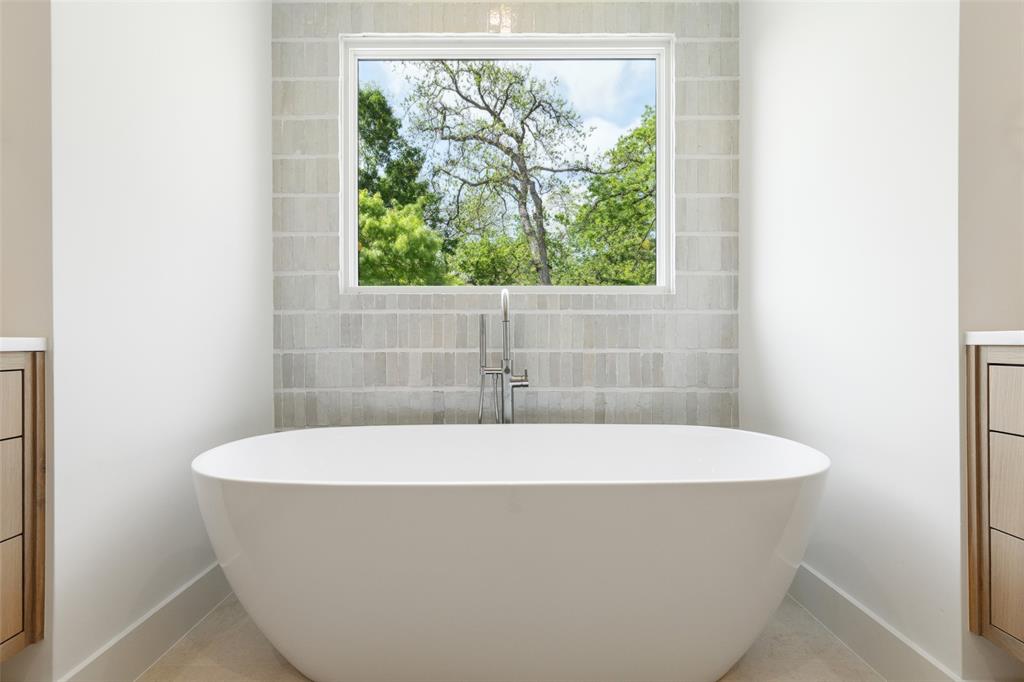 Lakeshore Hills Rev - Residential