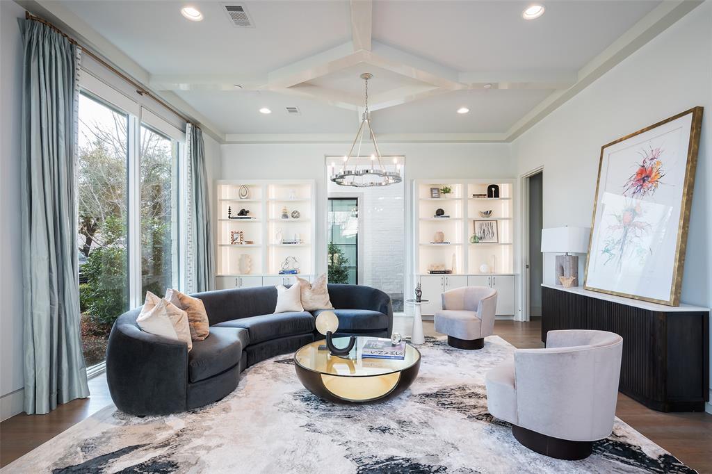 4052 Druid Lane
