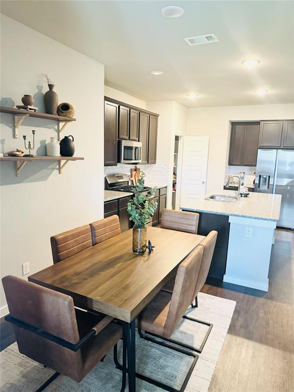 Gateway Parks - Residential Lease