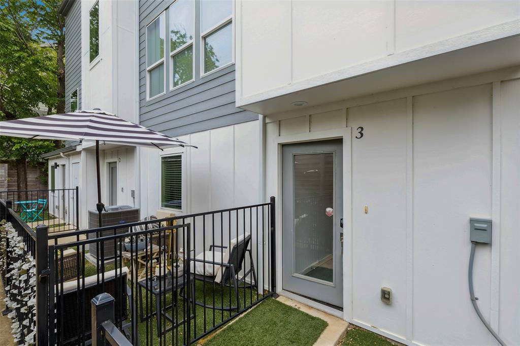 Munger Place - Residential