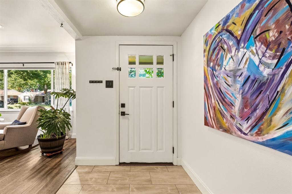 9639 Leaside Drive