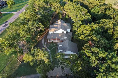 A home in Lavon