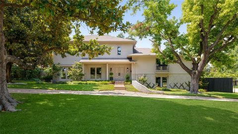 4212 Hallmark Drive Dallas TX 75229