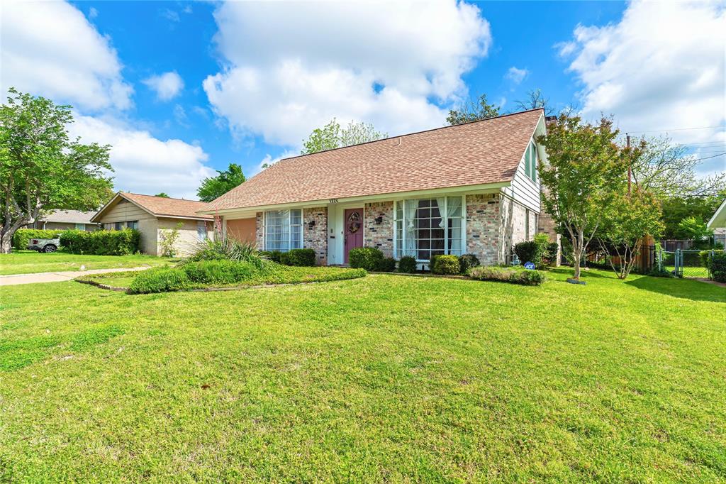 1220 Farnham Court E