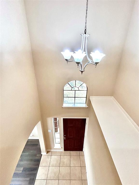 Summit View Lake 01 - Residential Lease