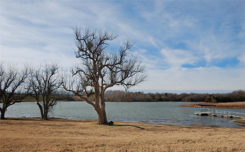 Summit View Lake 01 - Residential Lease