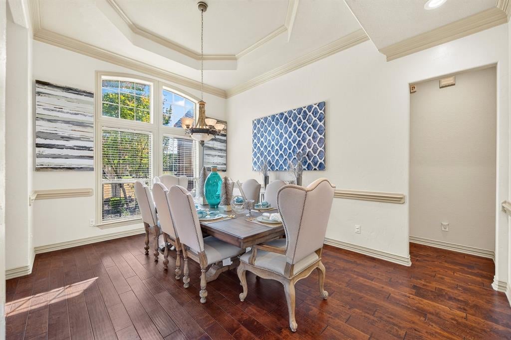 3833 Eagles Nest Trail