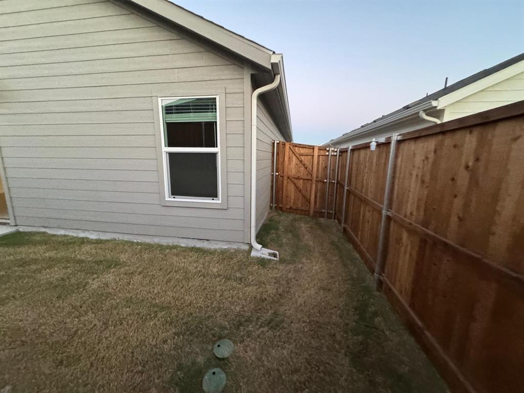 Foree Ranch Ph 3 - Residential Lease