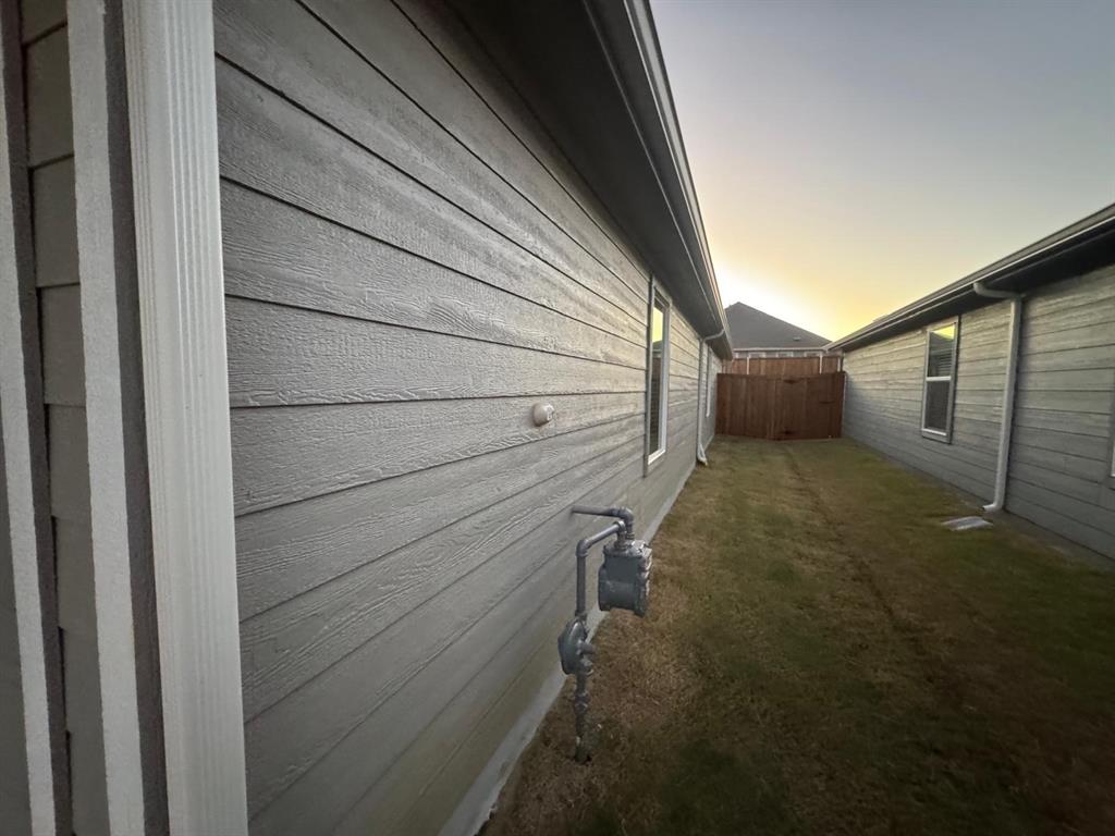 Foree Ranch Ph 3 - Residential Lease