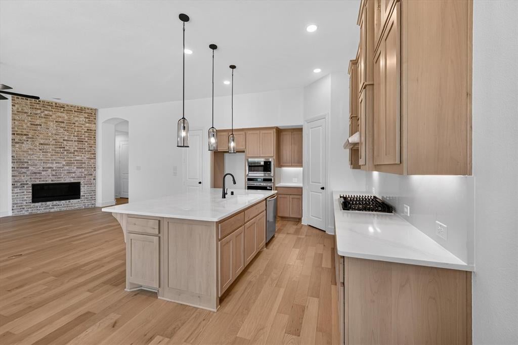 2818 Cedar Ridge