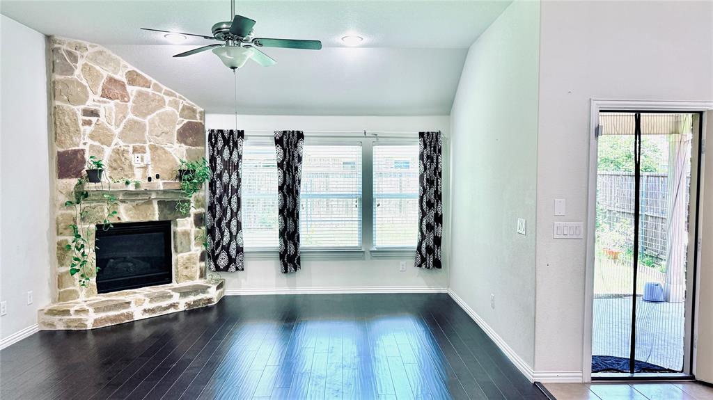 Brentwood Ph One - Residential Lease