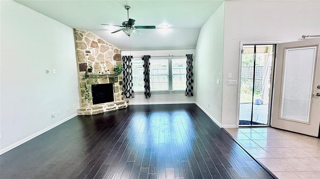 Brentwood Ph One - Residential Lease